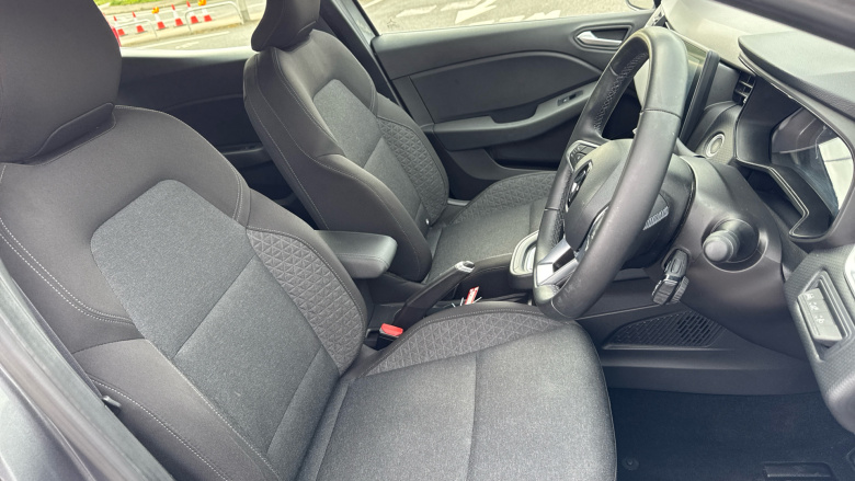 Renault Clio 1.6 E-TECH full hybrid 145 Evolution 5dr Auto Hybrid Hatchback